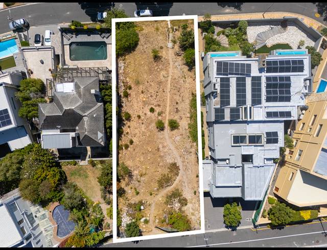 883M² VACANT LAND FOR SALE IN CAMPS BAY